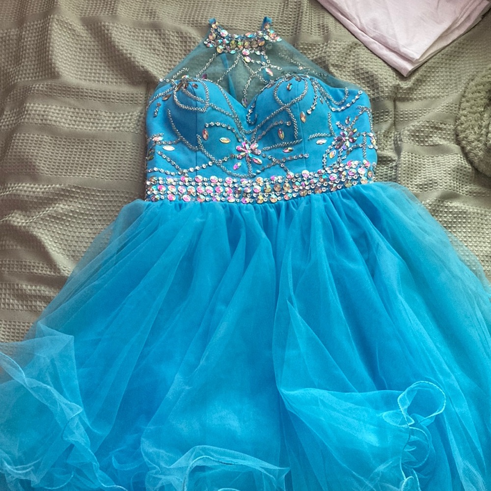 Musever, sparkly blue dress, size US6